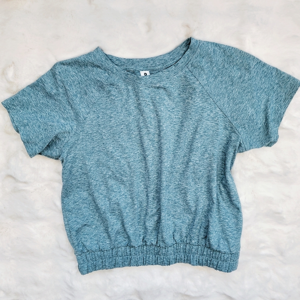 ✨3/$12 Velocity Heathered Teal Banded Crop Top size Small